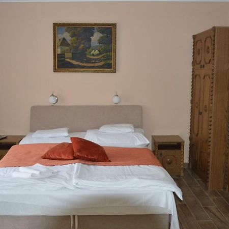 Varga Apartman Hévíz Extérieur photo