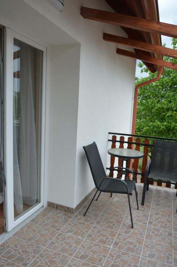 Varga Apartman Hévíz Extérieur photo
