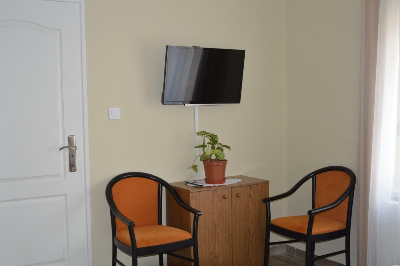 Varga Apartman Hévíz Extérieur photo