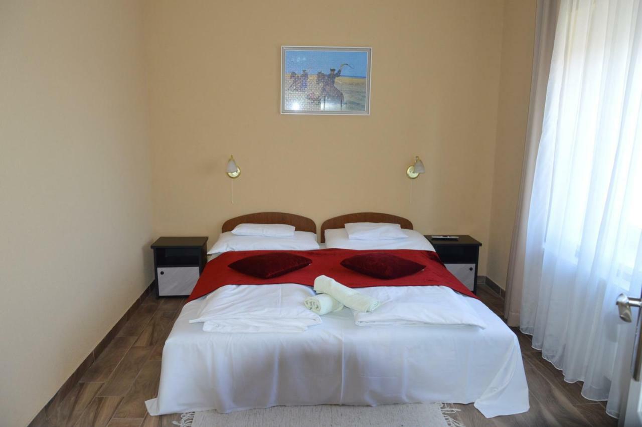 Varga Apartman Hévíz Extérieur photo