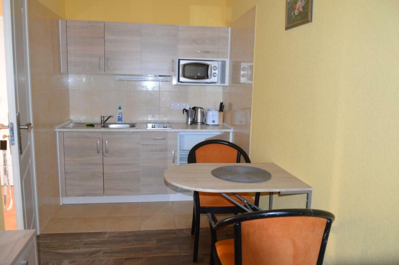 Varga Apartman Hévíz Extérieur photo