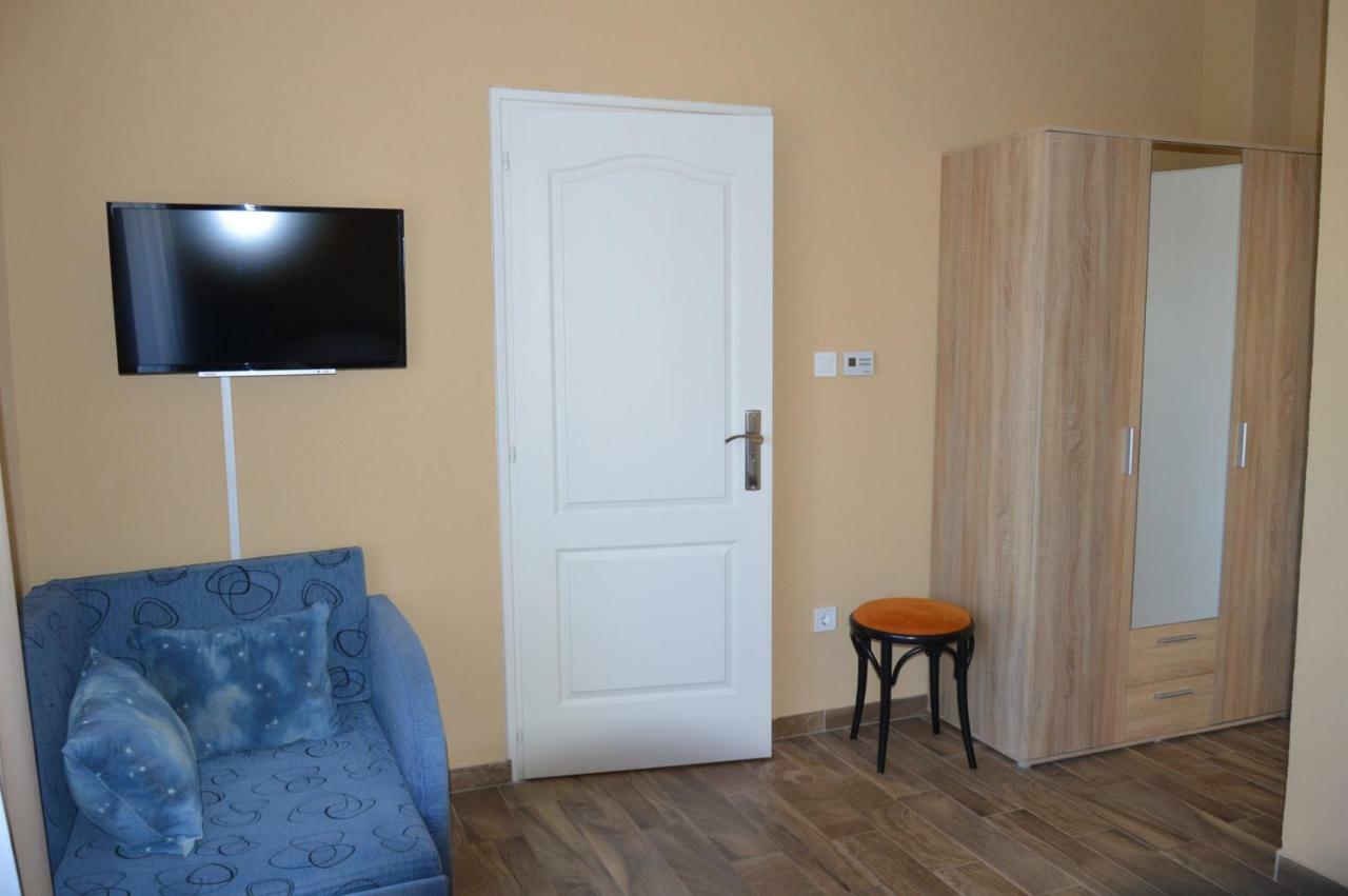 Varga Apartman Hévíz Extérieur photo